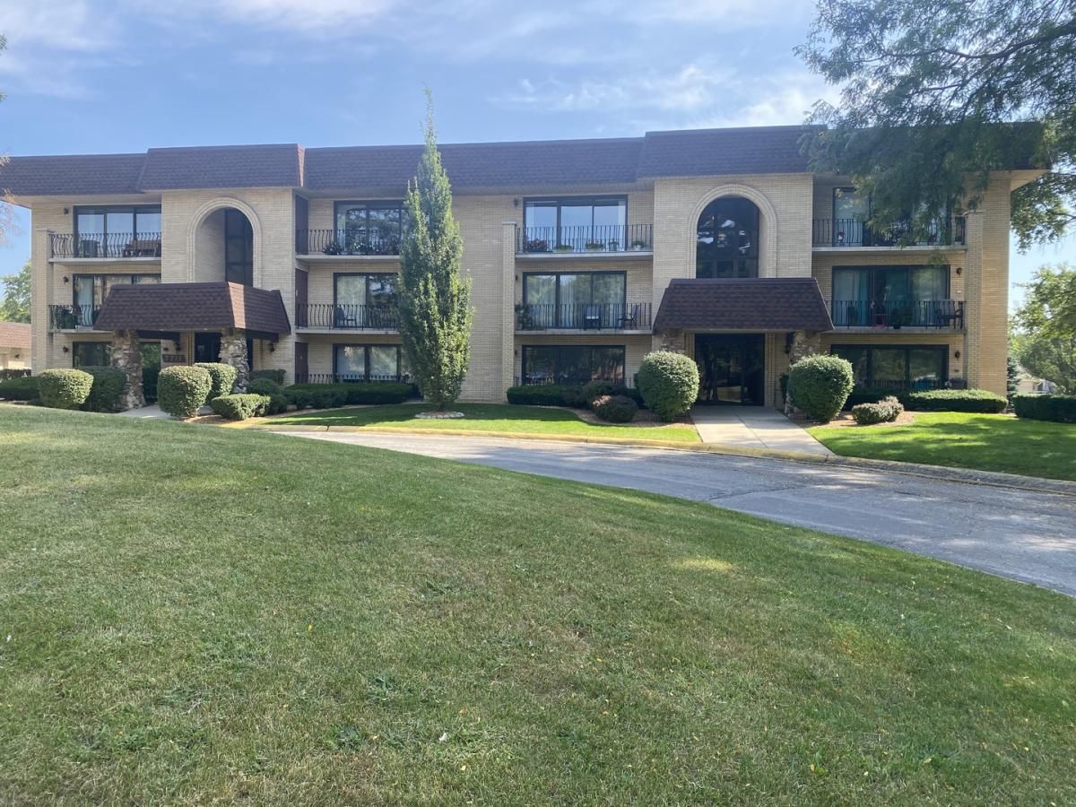 7715 SUSSEX CREEK Drive #1D Darien IL 60561 MLS #MRD12477904 45 MLS #MRD12477904 image #0