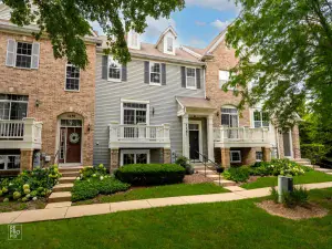 125 Lakeview Drive #313 Bloomingdale IL 60108 MLS #MRD12501209 54 broker reciprocity