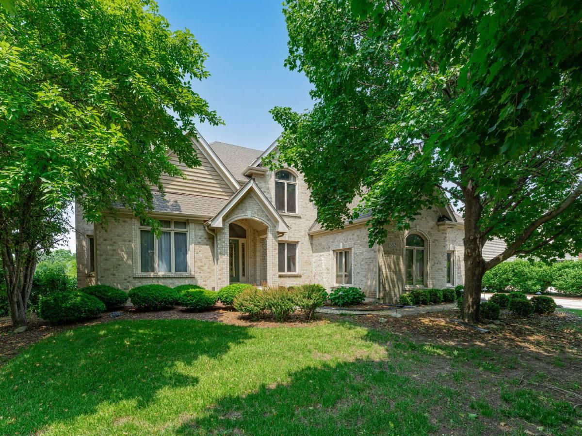 552 WATERS EDGE Drive South Elgin IL 60177 MLS #MRD12452469 87 MLS #MRD12452469 image #0