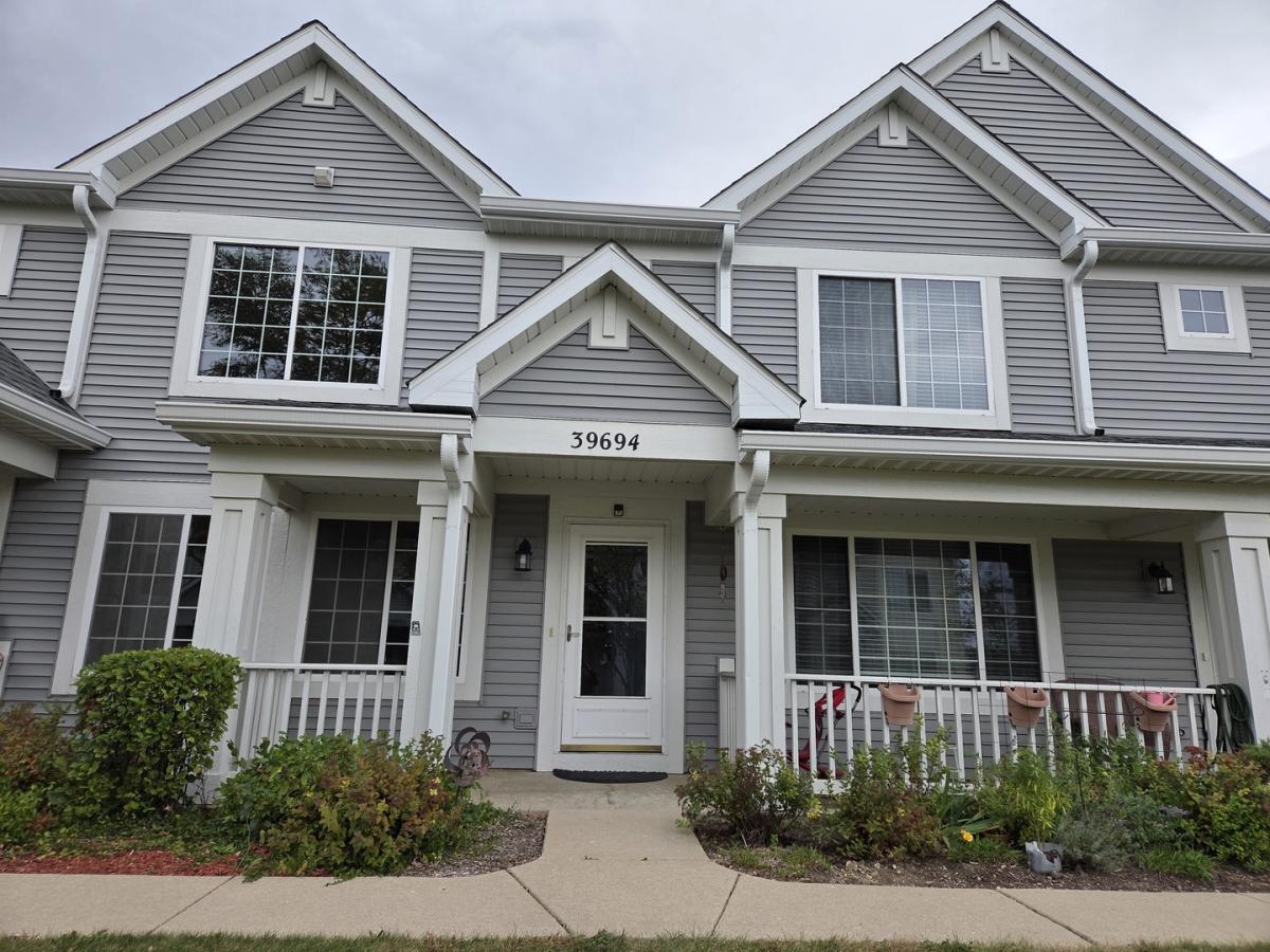 39694 N Warren N Lane #39694 Beach Park IL 60083 MLS #MRD12478748 45 MLS #MRD12478748 image #0
