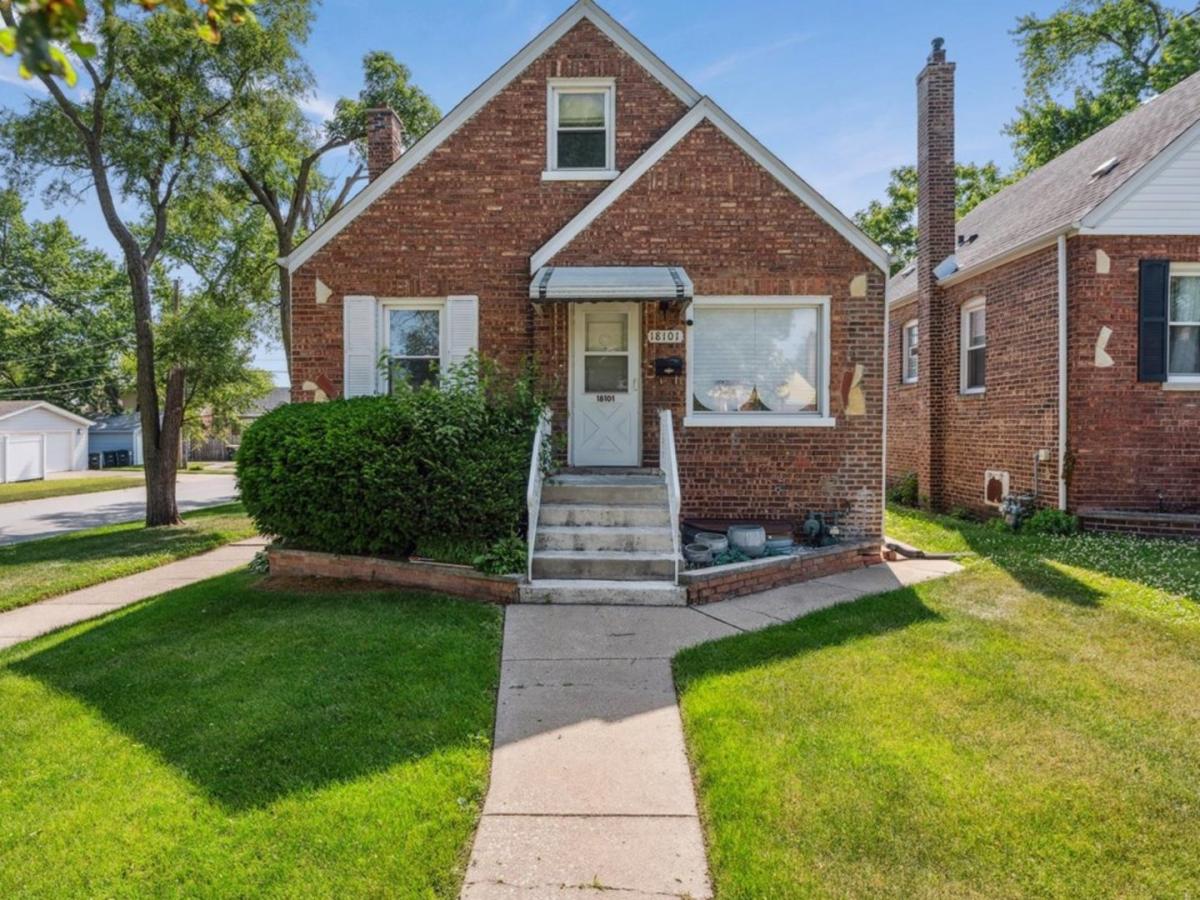 18101 Wildwood Avenue Lansing IL 60438 MLS #MRD12478791 45 MLS #MRD12478791 image #0