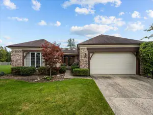 2751 Pauline Avenue Glenview IL 60025 MLS #MRD12453379 52 broker reciprocity
