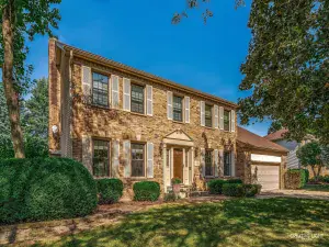 523 W Downer Place Aurora IL 60506 MLS #MRD12457057 52 broker reciprocity