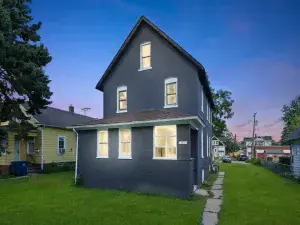 3936 W Congress Parkway Chicago IL 60624 MLS #MRD12439905 64 broker reciprocity