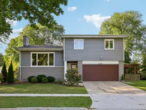 3065 Lexington Lane Glenview IL 60025 MLS #MRD12456168 54 broker reciprocity