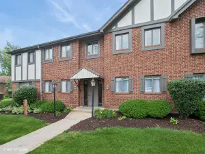 6015 Lakeside Place #203A Tinley Park IL 60477 MLS #MRD12481216 46 broker reciprocity