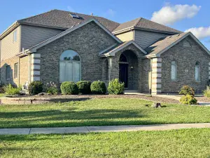 23W234 Woodcroft Drive Glen Ellyn IL 60137 MLS #MRD12444919 62 broker reciprocity