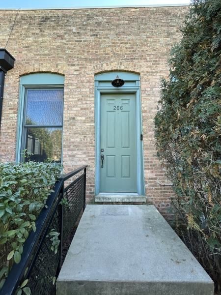 266 Hutchins Court #266 Woodstock IL 60098 MLS #MRD12479490 45 MLS #MRD12479490 image #0