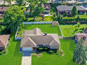 22456 yates Avenue Sauk Village IL 60411 MLS #MRD12462797 54 broker reciprocity