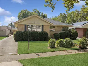 835 S Wisconsin Avenue Villa Park IL 60181 MLS #MRD12500021 52 broker reciprocity