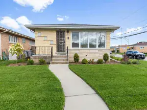 2628 Willow Street Franklin Park IL 60131 MLS #MRD12397837 48 broker reciprocity