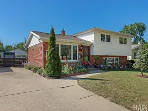 635 S Finley Road Lombard IL 60148 MLS #MRD12444338 64 broker reciprocity