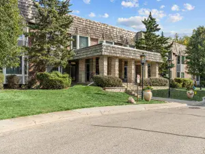 2300 Windsor Mall Court #1F Park Ridge IL 60068 MLS #MRD12489266 26 broker reciprocity