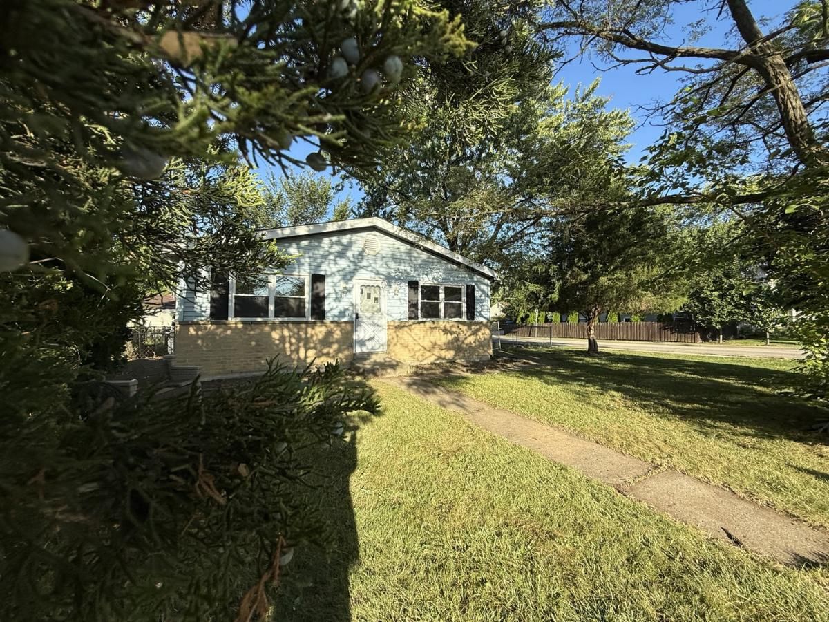 510 S Hickory Street Mundelein IL 60060 MLS #MRD12480487 45 MLS #MRD12480487 image #0