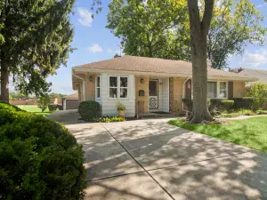 1253 Glenmont Street Algonquin IL 60102 MLS #MRD12468037 52 broker reciprocity