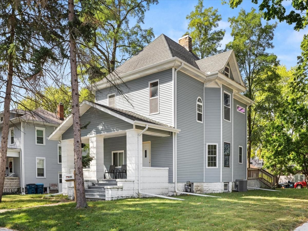 819 N Chicago Street Pontiac IL 61764 MLS #MRD12480669 45 MLS #MRD12480669 image #0