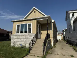 18204 Exchange Avenue #1 Lansing IL 60438 MLS #MRD12471091 50 broker reciprocity