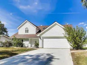 15022 S Woodcrest Avenue Homer Glen IL 60491 MLS #MRD12420267 60 broker reciprocity