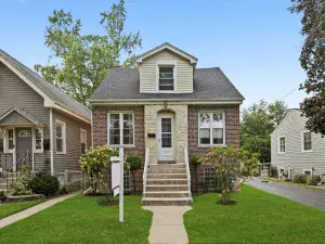 4139 Elmwood Avenue Stickney IL 60402 MLS #MRD12467643 40 broker reciprocity
