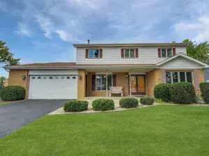 375 Chappel Avenue Calumet City IL 60409 MLS #MRD12448322 60 broker reciprocity