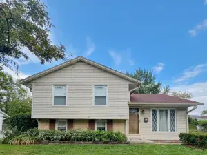 55 Apple Lane Park Forest IL 60466 MLS #MRD12496036 48 broker reciprocity