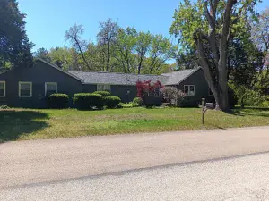 2775 E Riverview Drive Kankakee IL 60901 MLS #MRD12323843 54 broker reciprocity