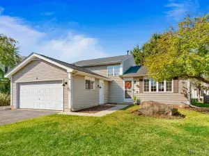 340 W Margaret Terrace Cary IL 60013 MLS #MRD12479147 64 broker reciprocity