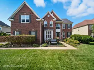 336 S Constitution Drive Aurora IL 60506 MLS #MRD12278047 64 broker reciprocity