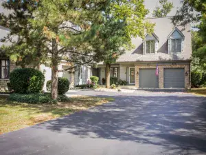 1523 Stewart Drive Darien IL 60561 MLS #MRD12494052 64 broker reciprocity