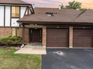 9146 Grand Avenue #1SE Franklin Park IL 60131 MLS #MRD12459572 64 broker reciprocity