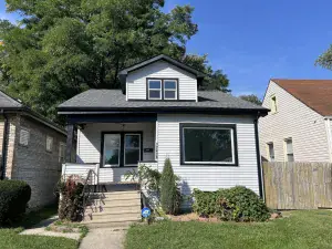 7711 S Champlain Avenue Chicago IL 60619 MLS #MRD12493725 60 broker reciprocity