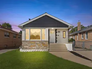 9252 S Sacramento Avenue Evergreen Park IL 60805 MLS #MRD12494898 48 broker reciprocity
