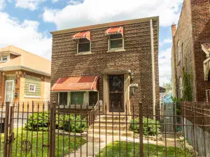 8726 S Indiana Avenue Chicago IL 60619 MLS #MRD12499960 58 broker reciprocity