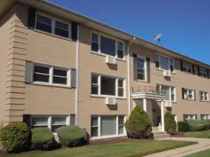 8015 W O'connor Drive #4B River Grove IL 60171 MLS #MRD12490284 50 broker reciprocity