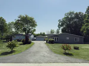 607 Bourbon Lane Naperville IL 60565 MLS #MRD12458200 64 broker reciprocity
