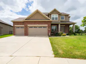 512 N Emroy Avenue Elmhurst IL 60126 MLS #MRD12459943 50 broker reciprocity