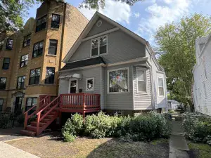 6857 W 63rd Place Chicago IL 60638 MLS #MRD12444671 60 broker reciprocity