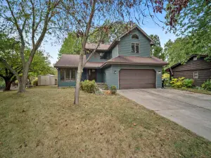 109 S Evergreen Lane Bloomington IL 61704 MLS #MRD12493474 54 broker reciprocity