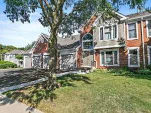 190 S WOOD DALE Road #200 Wood Dale IL 60191 MLS #MRD12462790 46 broker reciprocity