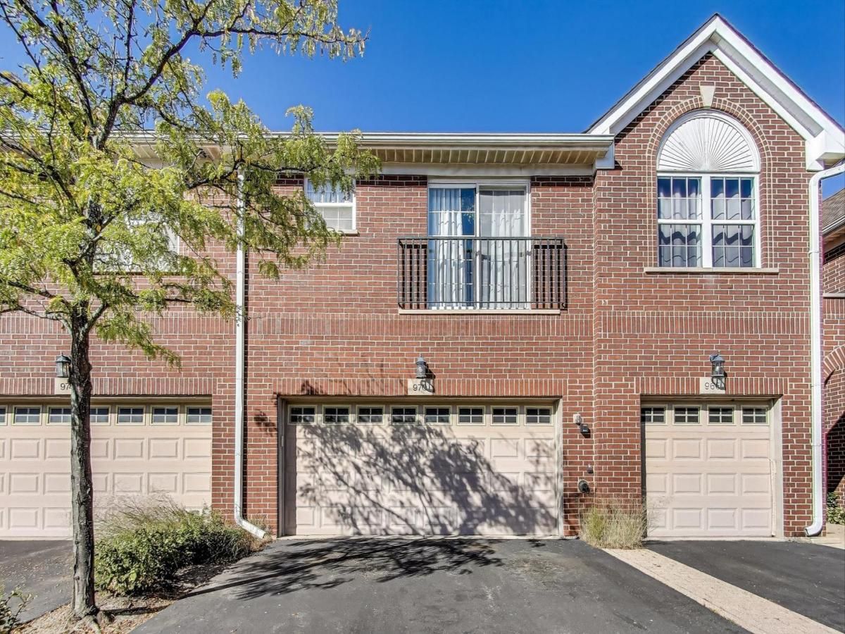 970 Kensington Drive Northbrook IL 60062 MLS #MRD12482450 45 MLS #MRD12482450 image #0