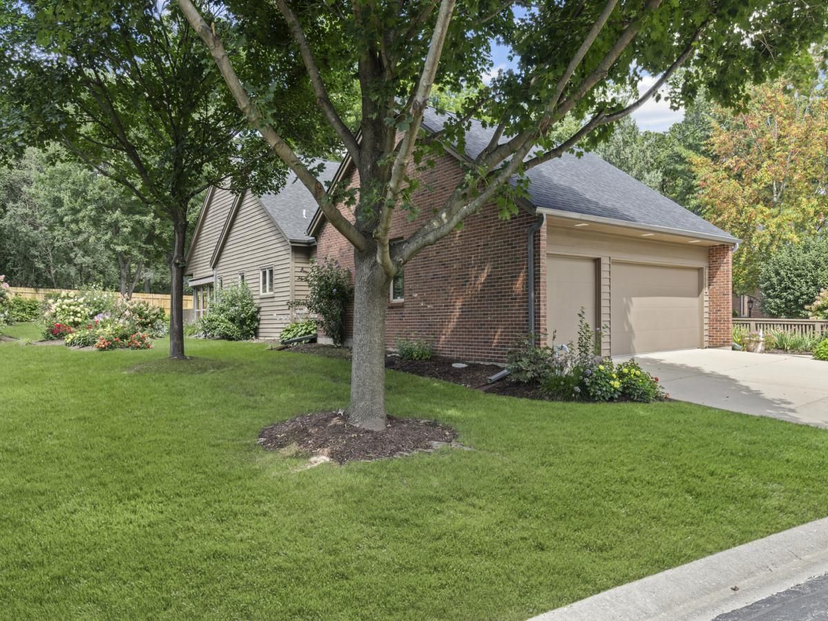 2461 Tall Oaks Drive Elgin IL 60123 MLS #MRD12482574 45 MLS #MRD12482574 image #0