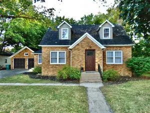 715 Ellwood Avenue DeKalb IL 60115 MLS #MRD12499282 58 broker reciprocity