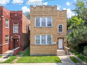 8401 S Brandon Avenue Chicago IL 60617 MLS #MRD12385161 62 broker reciprocity