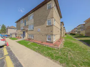 531 N Kedzie Avenue Chicago IL 60612 MLS #MRD12430176 58 broker reciprocity
