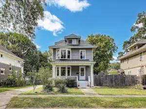 17 Blackhawk Street Aurora IL 60506 MLS #MRD12503671 48 broker reciprocity