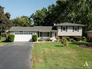 3N050 Timberline Drive West Chicago IL 60185 MLS #MRD12447457 50 broker reciprocity