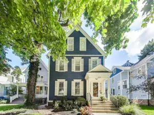 2108 Harrison Street Evanston IL 60201 MLS #MRD12455233 46 broker reciprocity