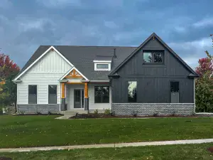 7837 Huntington Circle Hanover Park IL 60133 MLS #MRD12496307 56 broker reciprocity