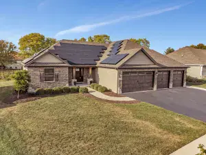 906 N Carly Circle Yorkville IL 60560 MLS #MRD12328585 48 broker reciprocity