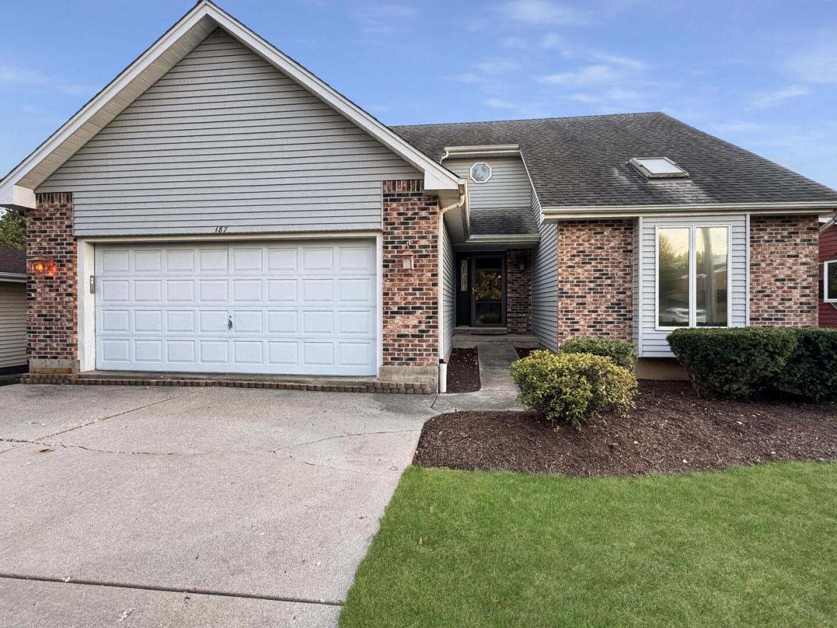 187 Hilltop Drive Lake In The Hills IL 60156 MLS #MRD12483943 45 MLS #MRD12483943 image #0
